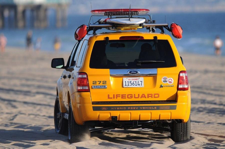  Ford Escape Hybrid LA County Lifeguards 2008 года  (фото 7 из 10)
